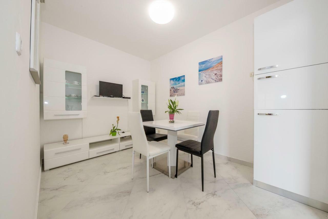 Apartamento Lero Banjol Exterior foto